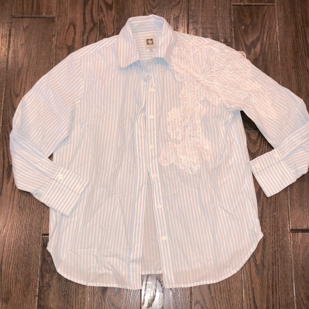 Anne Klein blue and white striped button down shirt size small